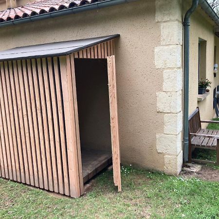 Gite Des Combes Blanches Avec Piscine Frayssinet-le-Gelat Екстер'єр фото